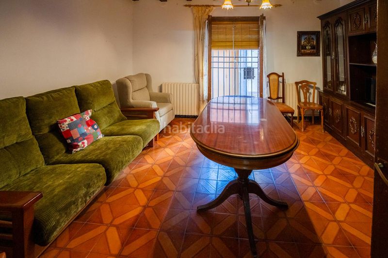 Foto c4f0ce04-7d87-4de5-a5e9-d0192d9fa417. Casa amb calefacció aparcament a Paniza