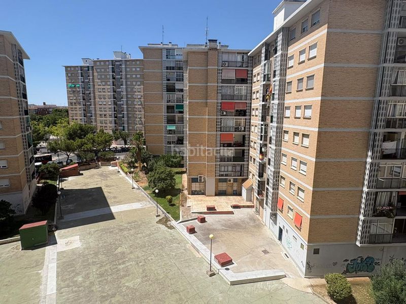 Foto f57a2409-f487-4234-9309-9f4942b9e28b. Pis amb calefacció aparcament a Parque Palomar - Bombarda Zaragoza