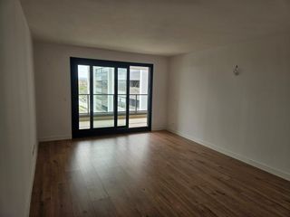 Rent Flat in La Jota. Urbanización con piscina