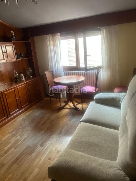 Foto cd0aff08-d46b-4987-88a9-e1334e86857c. Alquiler piso en Paseo Sagasta Zaragoza