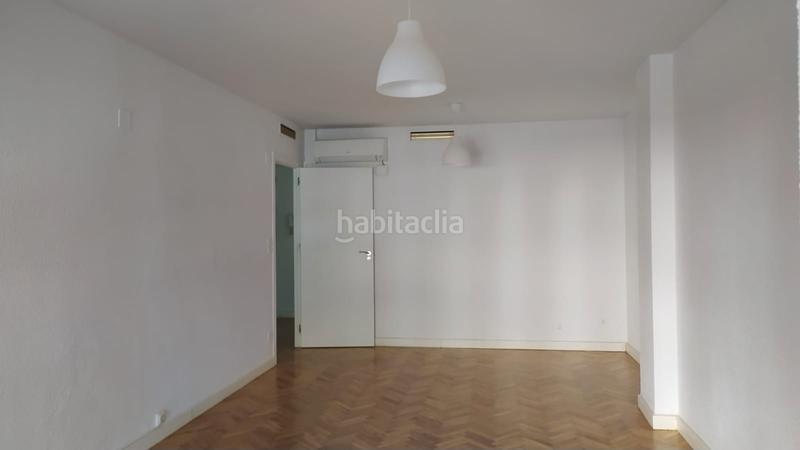 Foto 7a466915-6562-41c2-910e-f4cb3e205d71. Alquiler piso calle cádiz, reformado calefacción incluida. en Zaragoza