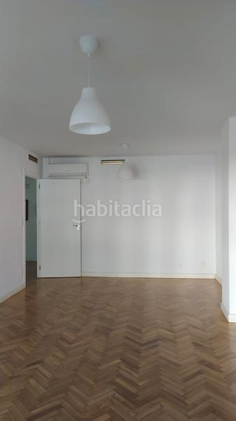 Foto a464959b-b413-45af-93b5-7782b6bb2a75. Alquiler piso calle cádiz, reformado calefacción incluida. en Zaragoza