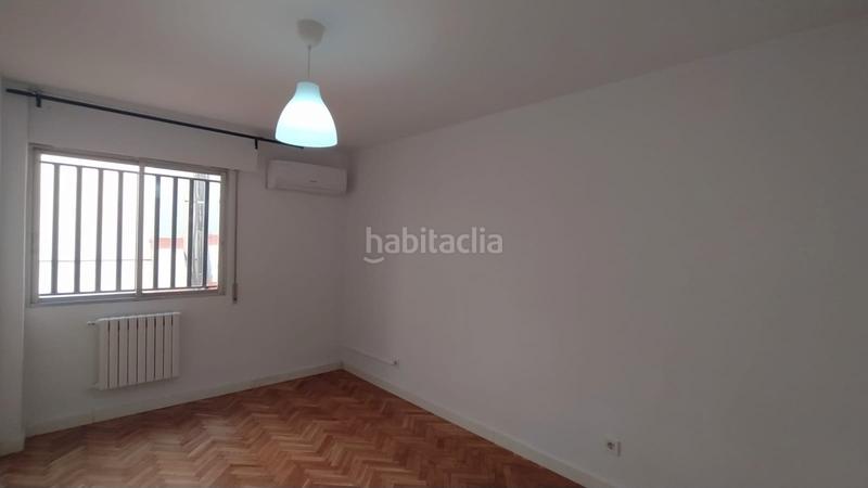 Foto d7bb6828-17bd-408d-be68-c59220bb236a. Alquiler piso calle cádiz, reformado calefacción incluida. en Zaragoza