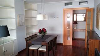 Location Appartement  Calle de yolanda de bar. Miguel servet, junto plaza utrillas, garaje incluido.