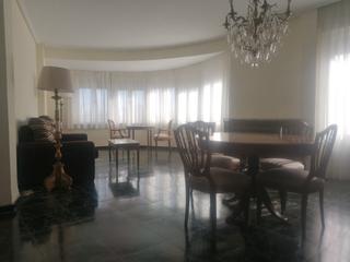 Location Appartement  Paseo gran vía. Piso de 150m en inmejorable zona de zaragoza, gran via, reformad