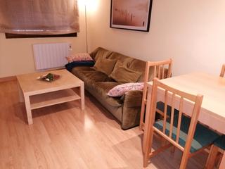 Location Appartement à La Magdalena. Junto plaza san miguel apartamento amueblado
