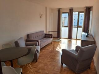 Location Appartement à Ruiseñores. Paseo de sagasta apartamento impecable