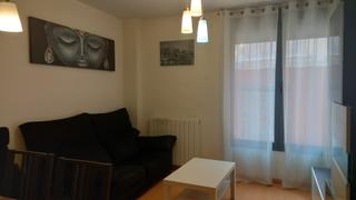 Rent Flat in La Magdalena. En el centro historico. finca seminueva.