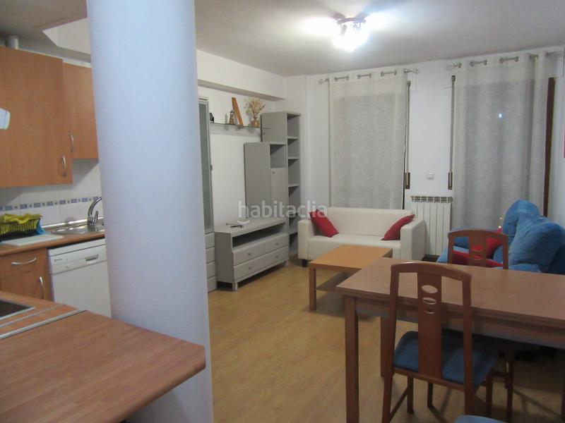 Foto 7ba5a070-2703-420b-b40a-95e97f6f1ba7. Rent flat with heating in La Magdalena Zaragoza