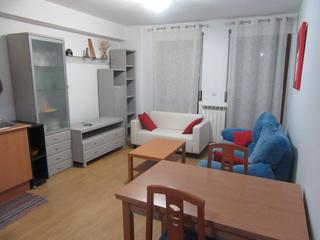 Rent Flat in La Magdalena. Plaza tenerias, para entrar a vivir
