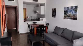Location Appartement  Calle de san antonio maría claret. Junto campus universitario san francisco amueblado