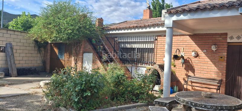 Foto 5a970ca6-ed76-491b-aac8-e3ed393049c5. Xalet amb xemeneia calefacció piscina a Cadrete