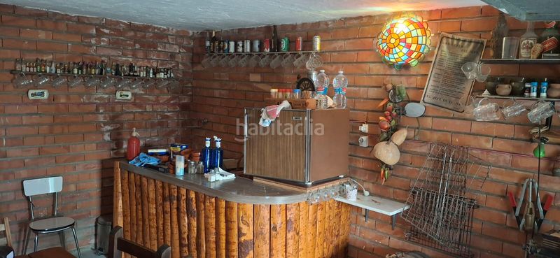 Foto f1fd0d6c-4d94-4885-98a0-6cc589c7253f. Xalet amb xemeneia calefacció piscina a Cadrete