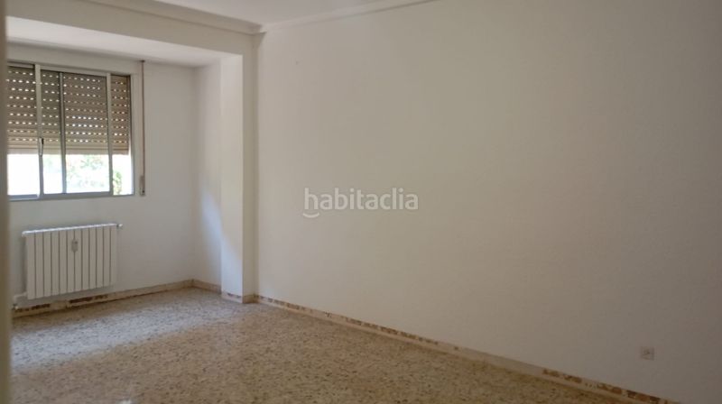 Foto 002f30b6-db30-4fda-927c-4dcd5a1f334e. Pis amb calefacció aparcament a Pinares de Venecia Zaragoza