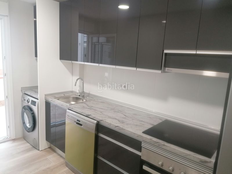 Alquiler Piso  Calle de baltasar gracián. Zona universidad reforma integral