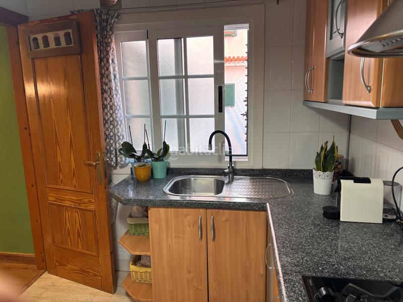 Foto aae70843-fb3e-4130-b11f-1c6a39f28d0d. Semi detached house with parking in La Laguna San Cristóbal de La Laguna