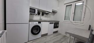 Location Appartement  Calle general dávila. Piso zona meteorologico con 2 habitaciones