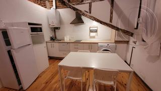 Lloguer Apartament  Calle magallanes. Bonito apartamento buehardilla con una habitación