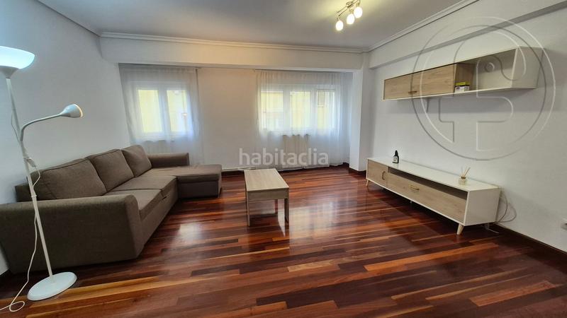 Foto 8529a698-5d3f-4a79-a41f-27e7e1f35aab. Miete etagenwohnung mit heizung in Centro - Ayuntamiento Santander