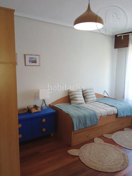 Foto 24de508a-3712-47c0-bf5b-87aa96c62881. Rent flat with heating in Valdenoja Santander