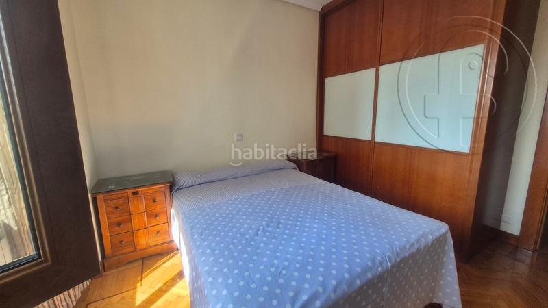 Foto 0baef5dd-b1fb-41bc-b9ba-b5a09652a0b8. Piso luminoso piso en excelente estado, entre General Dávila y numancia en Santander