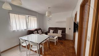 Miete Etagenwohnung  Calle segovia. Piso reformado y luminoso en cuatro caminos