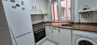 Rent Flat  Calle ruiz de alda. Piso en castilla-hermida – cerca a las estaciones