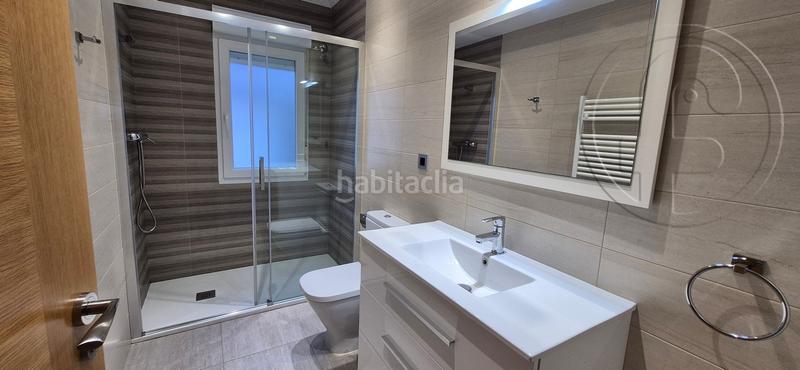 Foto e11929e6-25ce-4b9d-8d0b-7fabefc1d978. Miete etagenwohnung mit heizung parking in Cuatro Caminos Santander