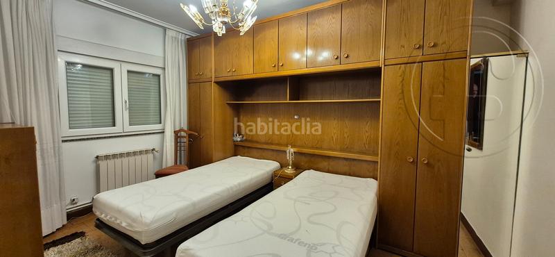 Foto d3c9cee7-eb1a-4afb-9288-8a05ac573b1b. Rent flat with heating in Los Castros Santander