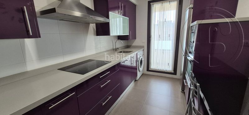 Foto b5a60d7f-6d4a-4705-bf1a-7e4ae1cb54b5. Alquiler piso alquiler luminoso al sur con garaje incluido en Santander