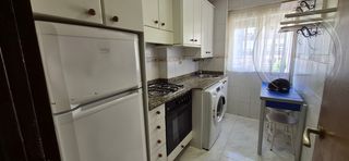 Rent Flat  Calle juan del castillo. Piso de 2 dormitorios muy luminoso en general dávila