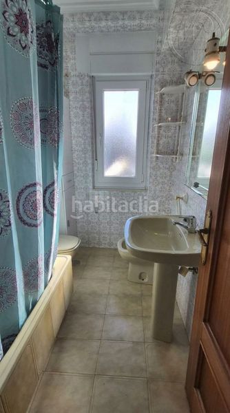 Foto f82ffee5-b841-428d-8222-3e241e9510fc. Pis amb calefacció a Los Castros Santander