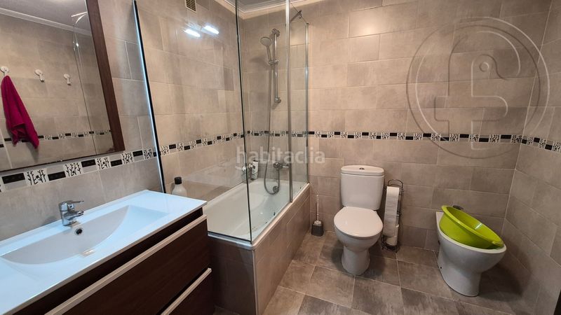 Foto 36c2acc0-2f18-45cf-85ea-eba525cef6f0. Rent flat with heating in Los Castros Santander