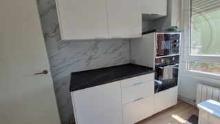 Rent Flat  Calle josé hierro. Amplio piso junto al hospital y los juzgados