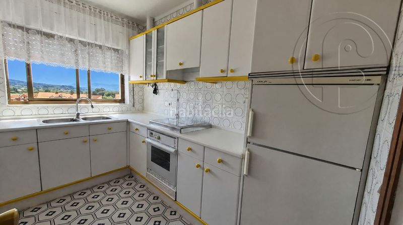 Foto bfcd4b3b-88f5-4302-9380-9076e2518cc1. Pis amb calefacció a Tregadín Noja