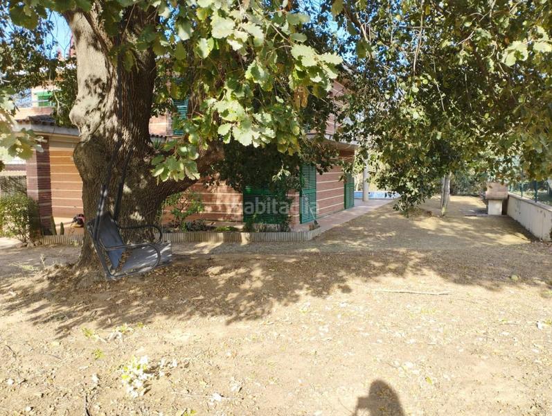 Foto 46953863-8f20-41c1-ad22-edfc013e7c08. Lloguer xalet amb aparcament piscina a Vilanova del Vallès