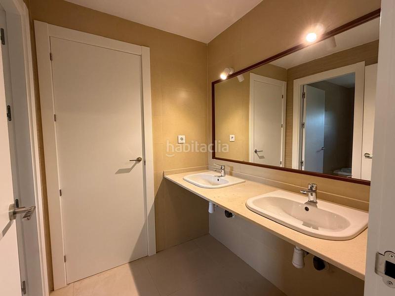 Foto dd99ff8e-3994-4430-97db-22e6f01711ea. Lloguer xalet amb aparcament piscina a Vilanova del Vallès