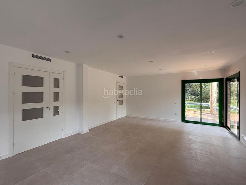 Foto 54576b91-738b-4fa5-b8e6-aec61cd3c452. Location chalet avec parking piscine dans Vilanova del Vallès