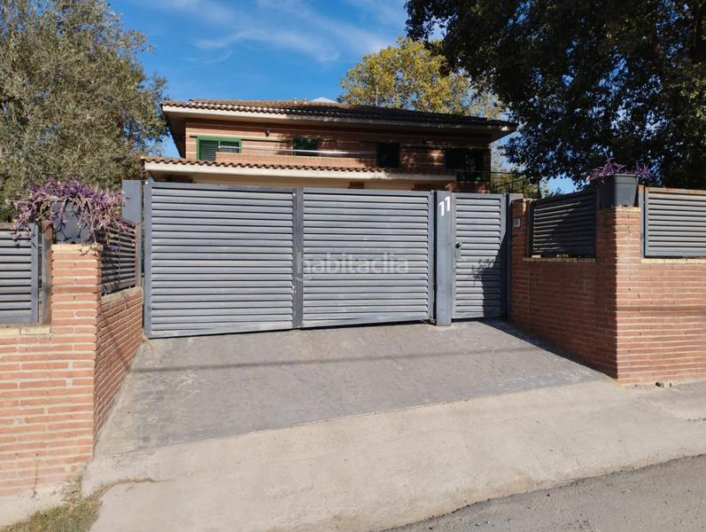 Foto 99405d58-5962-4fab-a0b1-f552dd57803e. Location chalet avec parking piscine dans Vilanova del Vallès