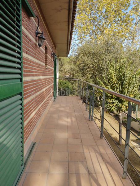 Foto b3b974e5-de11-41f7-af0d-21d6dfe5c66a. Location chalet avec parking piscine dans Vilanova del Vallès