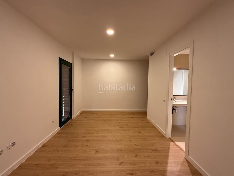 Foto b6329f25-442b-49b3-b145-ac1d85bfa37f. Location chalet avec parking piscine dans Vilanova del Vallès