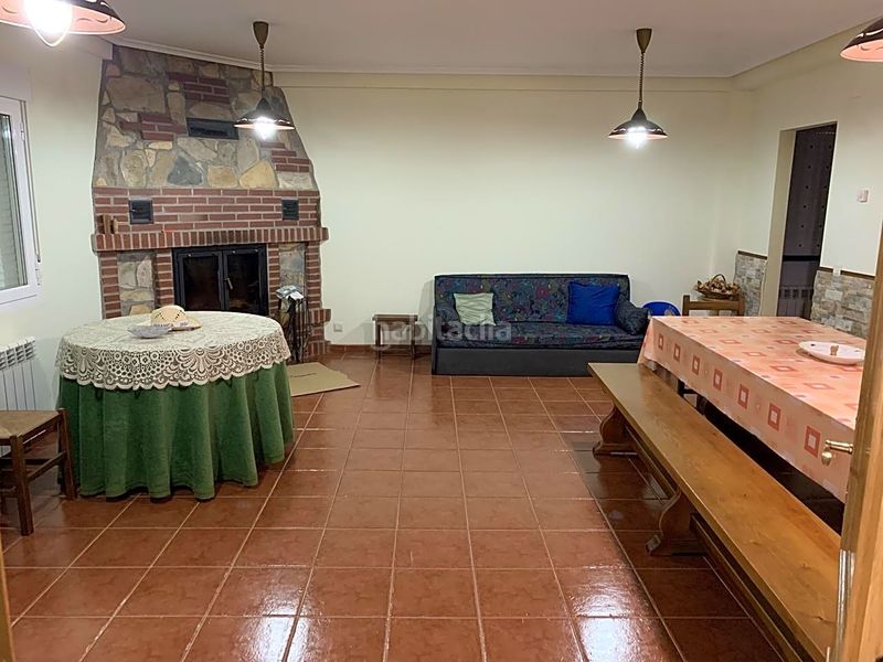 Foto 0bb455f8-39f5-426f-a974-d8372d8067bf. Casa amb calefacció aparcament a Avenida Madrid Logroño