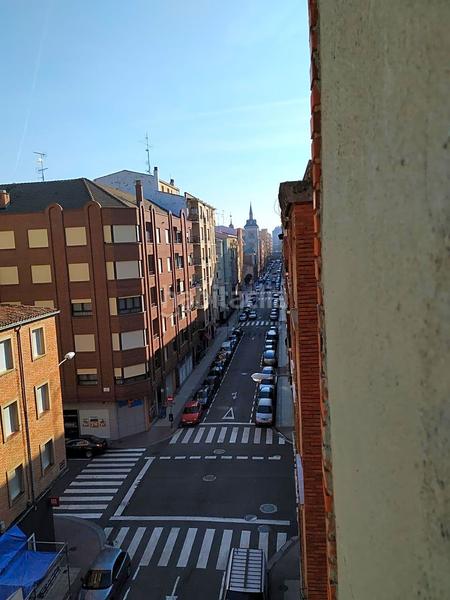 Foto cf198d00-f605-40ee-abcd-008de2155775. Appartamento con riscaldamento in Jesuitas Logroño