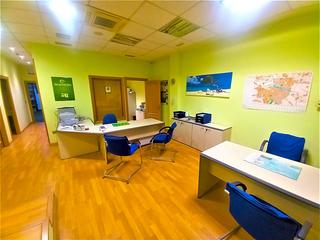 Local commercial à Don pío ballesteros 16