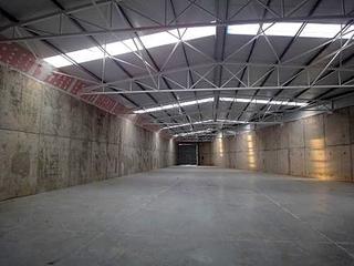 Nau industrial  Calle polígono industrial e. Fincas ruiz logroño, calle belchite 4, vende nave industrial en