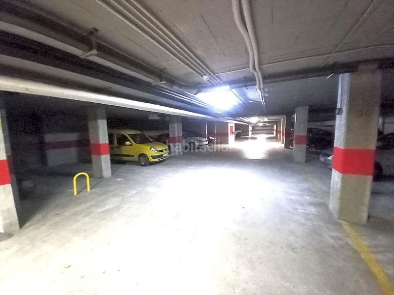 Foto 2f39ce9d-920d-4ee1-baa2-56aa35942c2e. Autoparkplatz in cantando bajo la lluvia 46 in Valdespartera Zaragoza