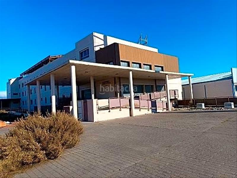 Foto caf2e25b-9306-4d05-8d39-d04ed2c33c6b. Edificio hotel en venta en oion en Oyón / Oion