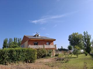 Casa  Soto del tamarizal. Chalet en grisén