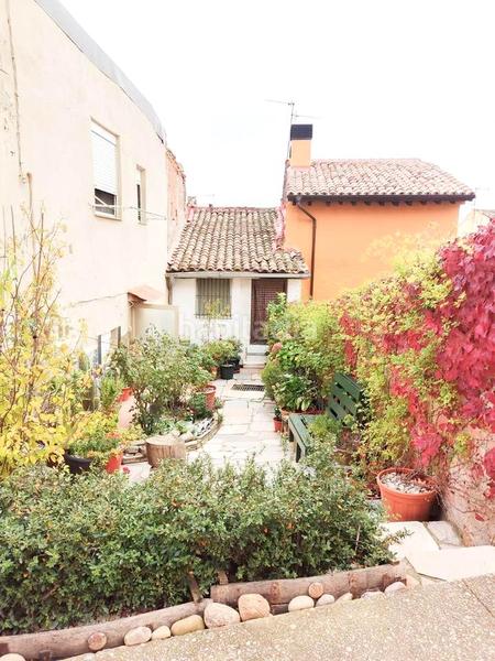 Foto 23c9b5e1-1d29-4022-b0d9-d1a049df593e. Casa  en venta para reformar en Navarrete