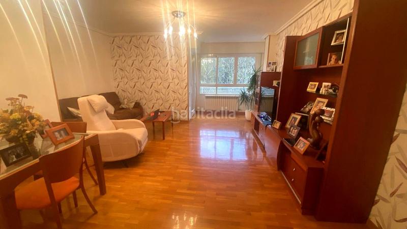 Foto 61f42d8f-dd8e-4e08-8f1a-b723318cb377. Piso pisazo en venta en San Adrián Logroño